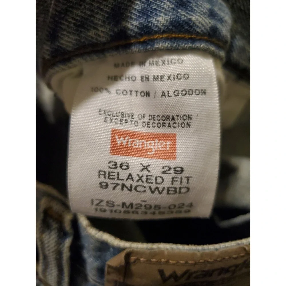 Wrangler Mens Relaxed Fit Jeans Straight Leg 36x29 Five Star Premium 97NCWBD NEW